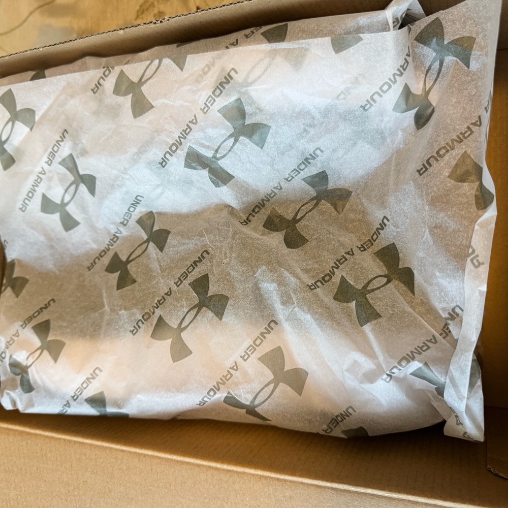 Under Armour Olive Green Athletic Shoes - Picture 10 of 11